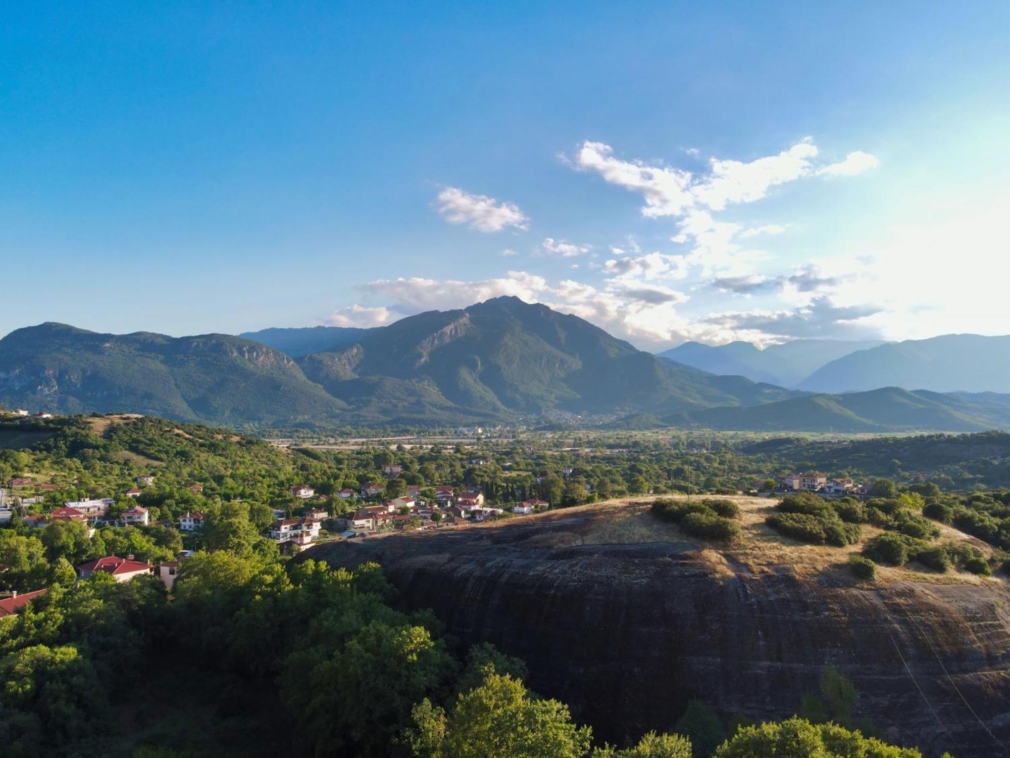 Tsikeli Boutique Hotel Meteora - Adults Friendly Kalampáka Phòng bức ảnh